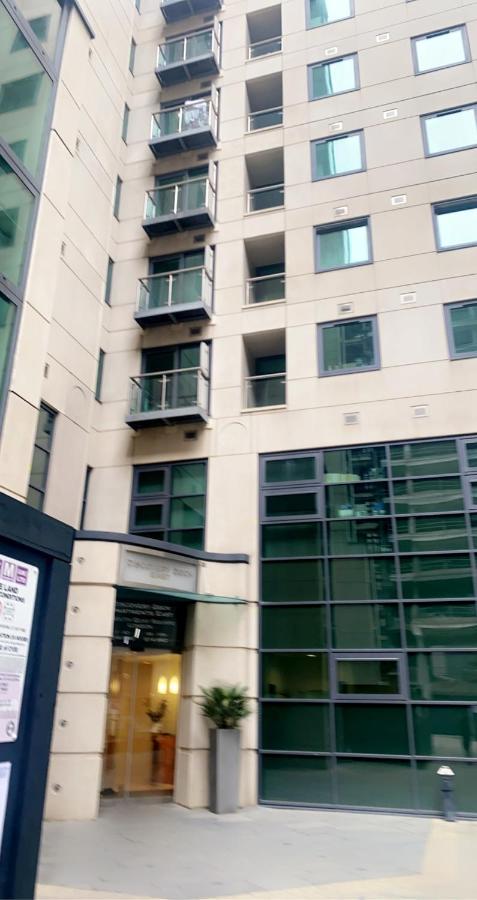 Medilon’s Apartments Londra Exterior foto